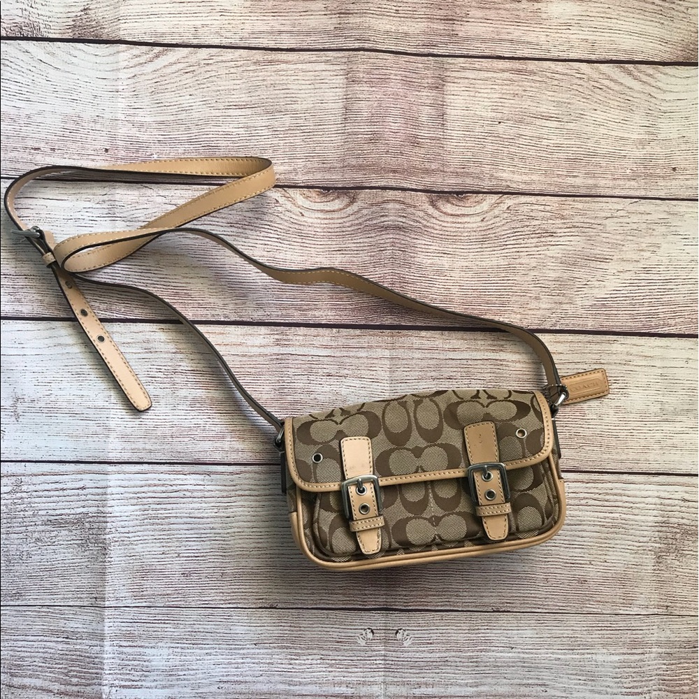 Coach signature cross body